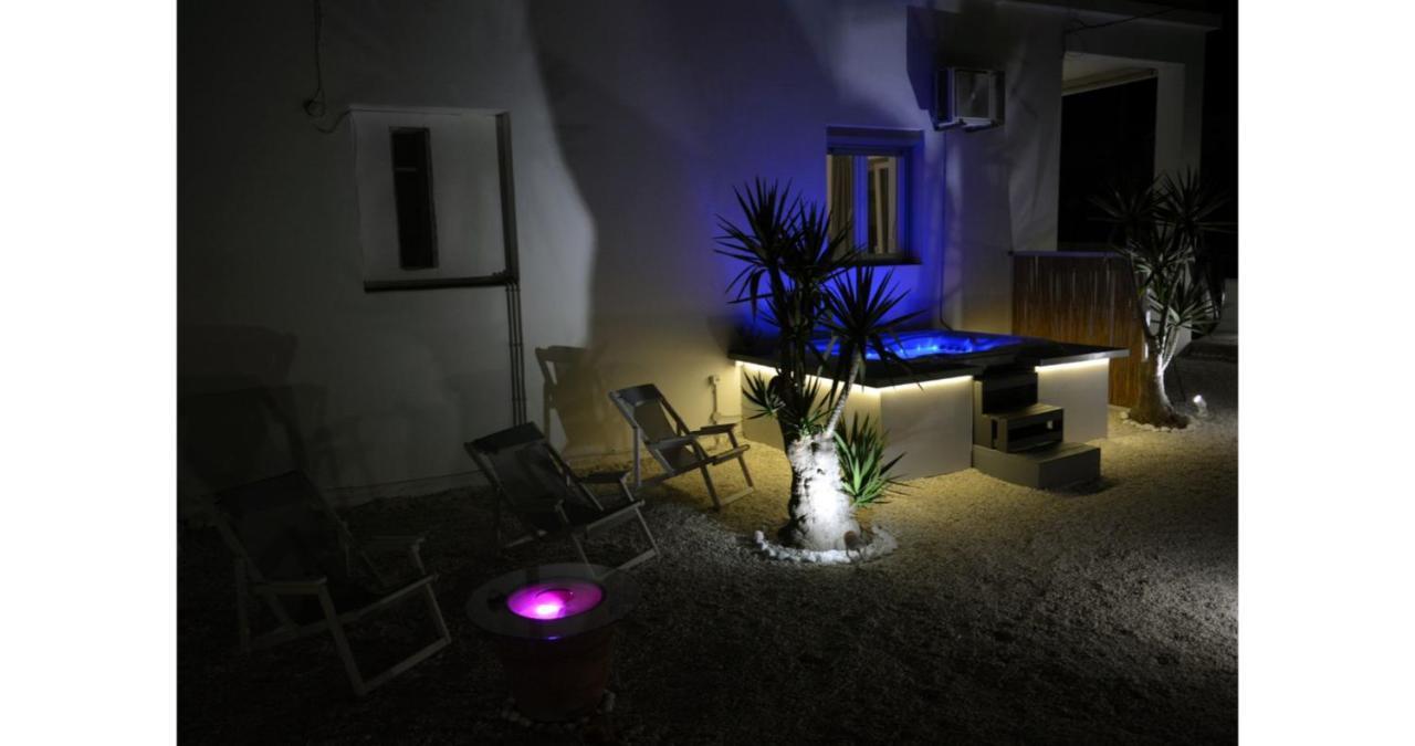 Appartement Pier'S House Jacuzzi à Pollonia Extérieur photo